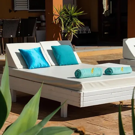 Serena Villa *